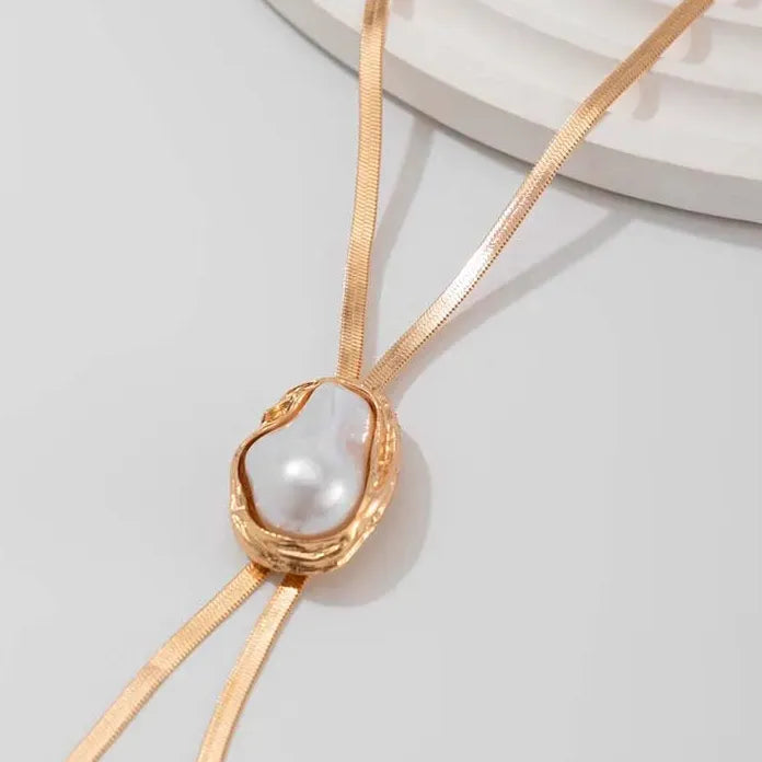 Vintage Metal Snake Chain Pearl Pendant Necklace for Women Adjustable Gold Tassel Jewelry