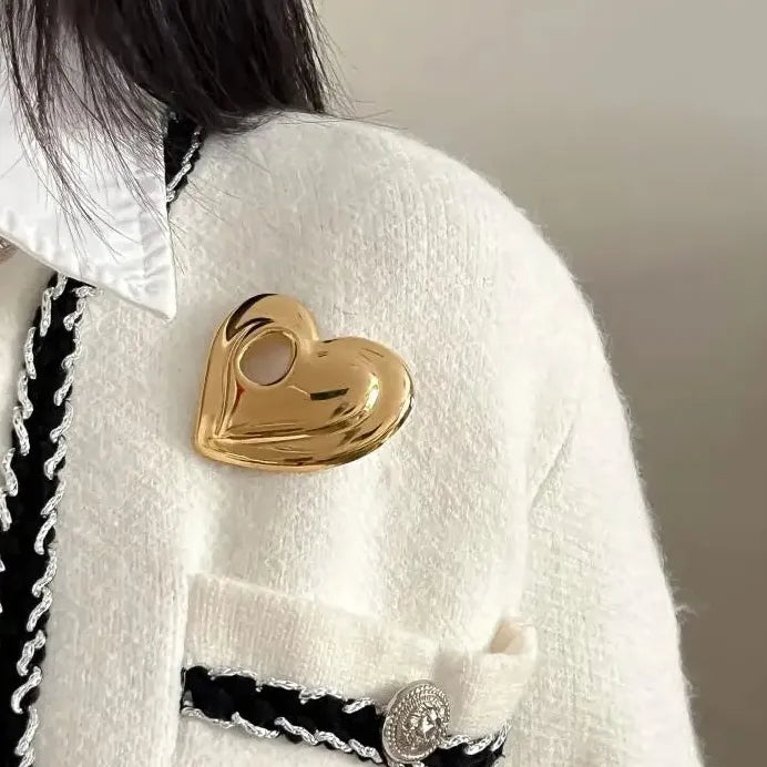 Stainless Steel Heart Brooch Pin for Men and Women Glossy Metal Jewelry