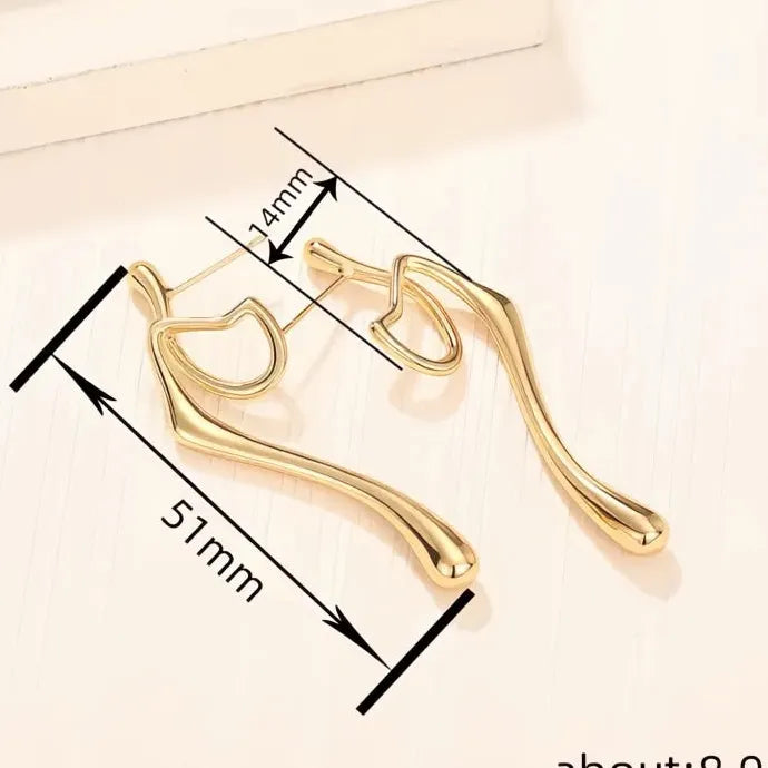 Luxury Gold Zinc Alloy Drop Earrings Long Twisty Geometric Design for Wedding Party