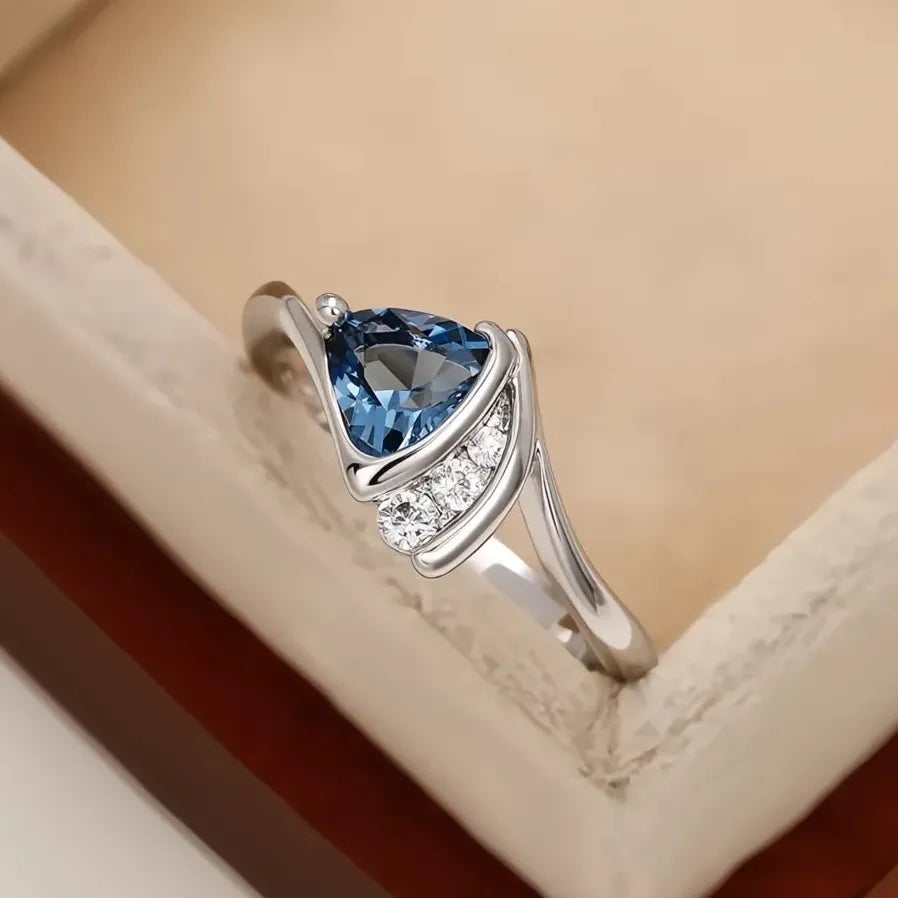 Blue Cubic Zirconia Wedding Band Ring for Women Brass Fashion Jewelry 2022