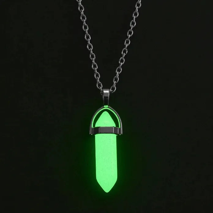 Blue Luminous Heart Pendant Necklace Glow in Dark Couple Jewelry Gift
