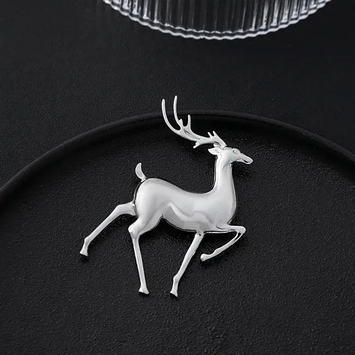 Gold Metal Deer Brooch Zinc Alloy Unisex Luxury Suit Jewelry