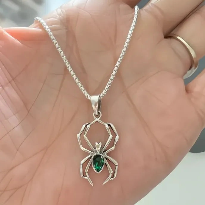 Spider Pendant Necklace for Women Girls, Acrylic Brass Geometric Y2K Silver Chain