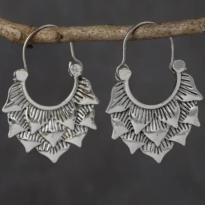 Retro Ethnic Style Women’s Zinc Alloy Pendant Earrings Embossed Metal Jewelry Gift