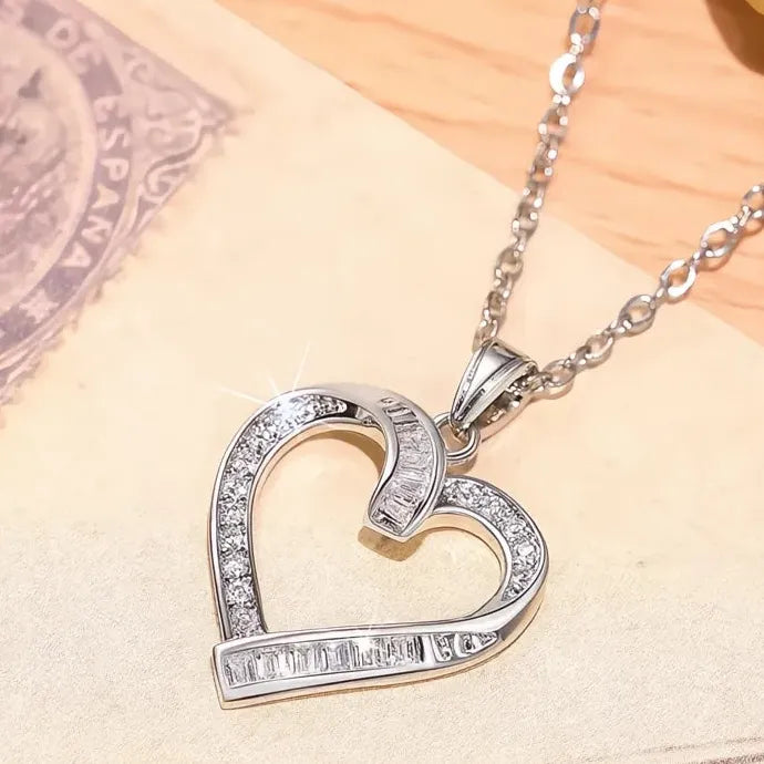 Heart Necklace with Cubic Zirconia Silver Bridal Wedding Jewelry Copper Alloy