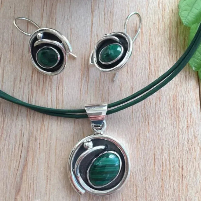 Vintage Bohemian Green Resin Oval Jewelry Set Zinc Alloy Necklace Earrings Gift