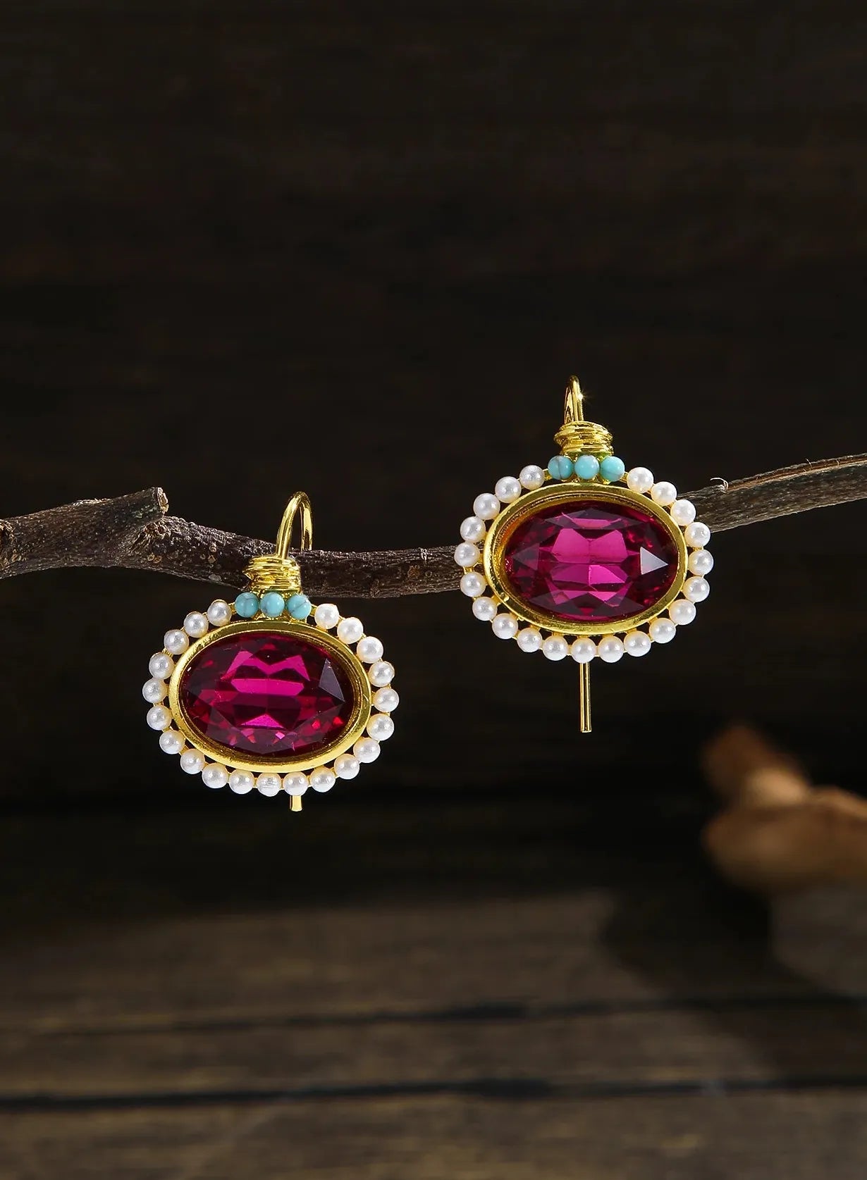 Flower Shaped White Pearl Ear Hooks Zinc Alloy Earrings for Women Bridal Engagement