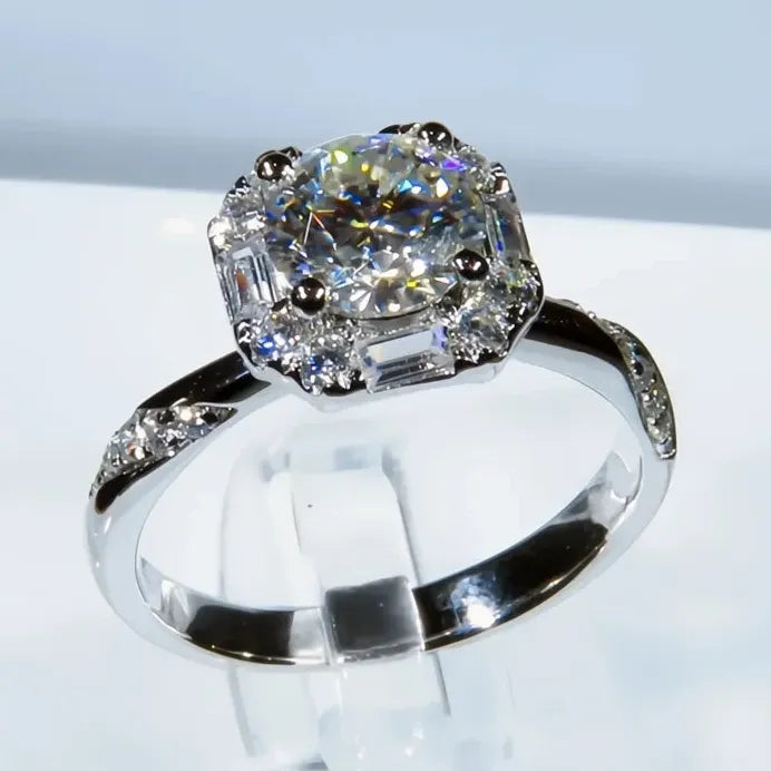 Modern Women’s Wedding Band Brass Ring with Cubic Zirconia Elegant Design
