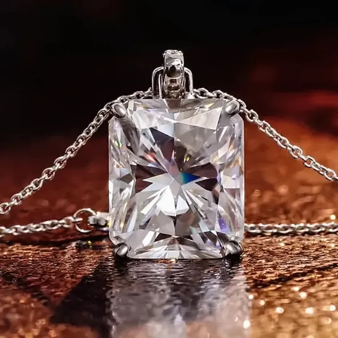 Geometric Cubic Zirconia Pendant Necklace for Women – Elegant Style