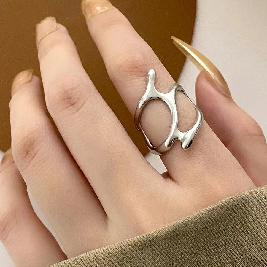 Vintage Irregular Hollow Adjustable Cocktail Ring for Women Fashion Jewelry