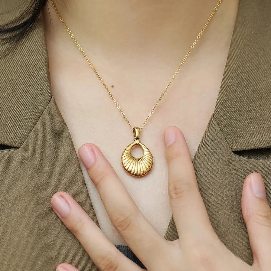 18K Gold Plated Bowknot Pendant Necklace Snake Chain Chunky Hollow Heart Zircon Jewelry