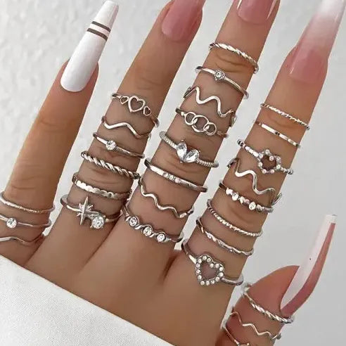 30Pcs Adjustable Vintage Gold Zircon Heart Butterfly Rings Set for Women