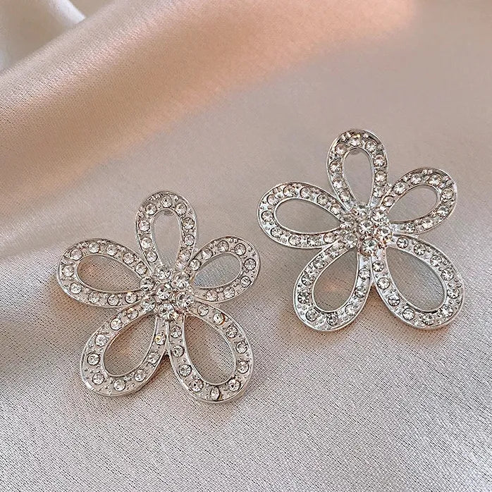 Pearl Flower Drop Earrings for Women Fashion Trend 2022 Nature-Inspired Jewelry