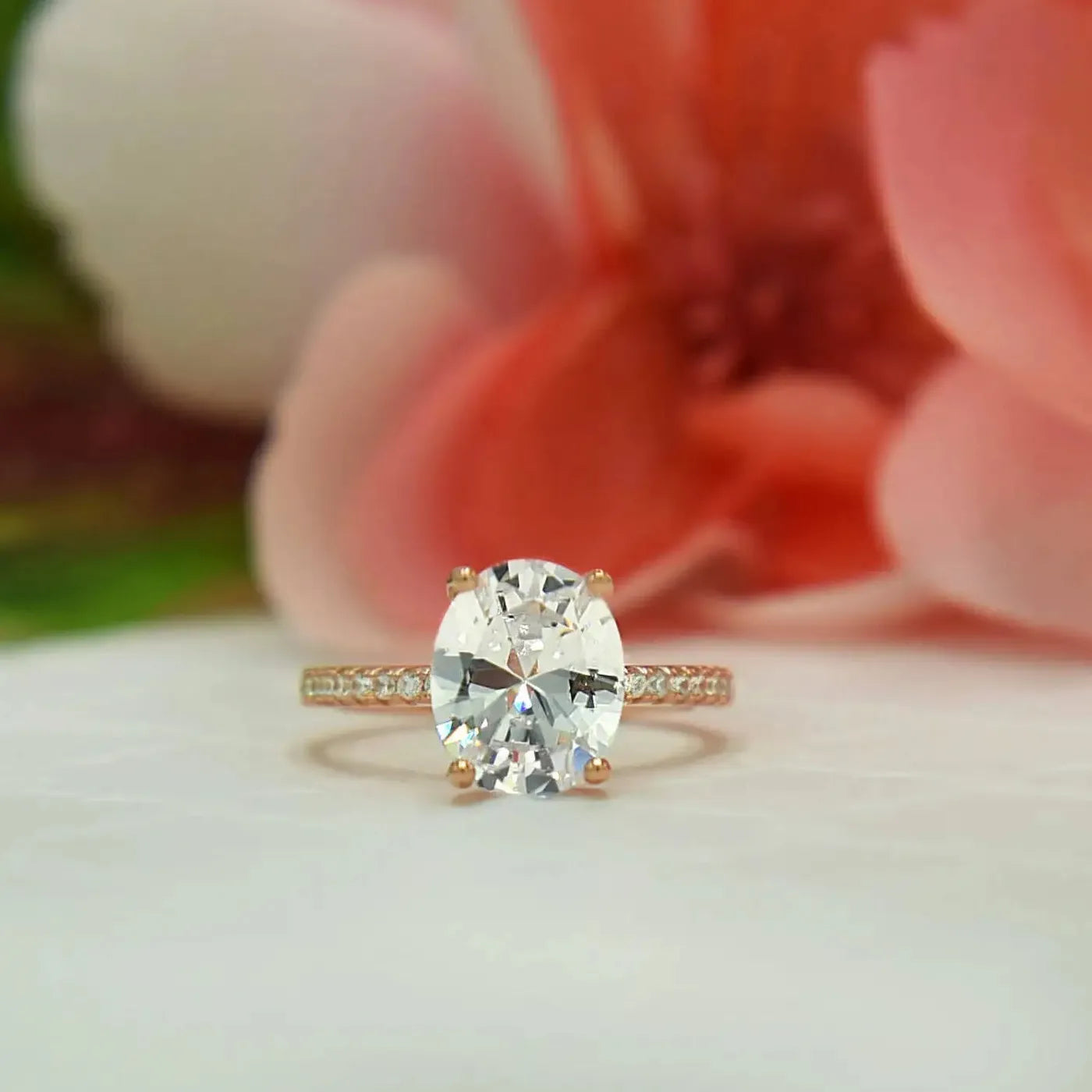 Silver Oval 3D Zirconia Stone Zinc Alloy Wedding Engagement Ring for Women