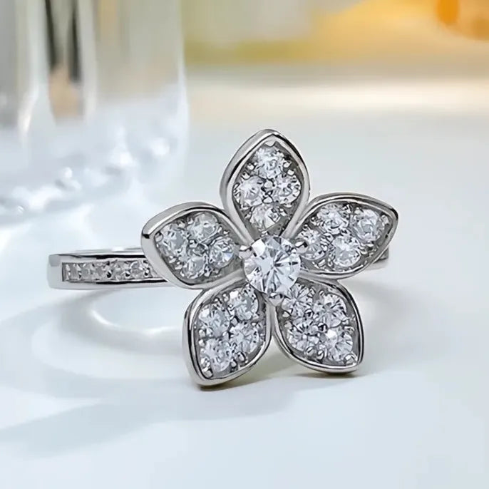 Flower Shaped Cubic Zirconia Brass Ring for Women Wedding Jewelry