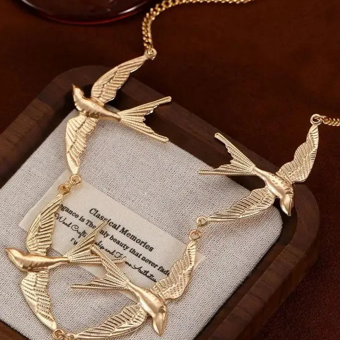 Gold Color Little Swallow Necklace Women’s Punk Chain Jewelry Gift Animal Pendant