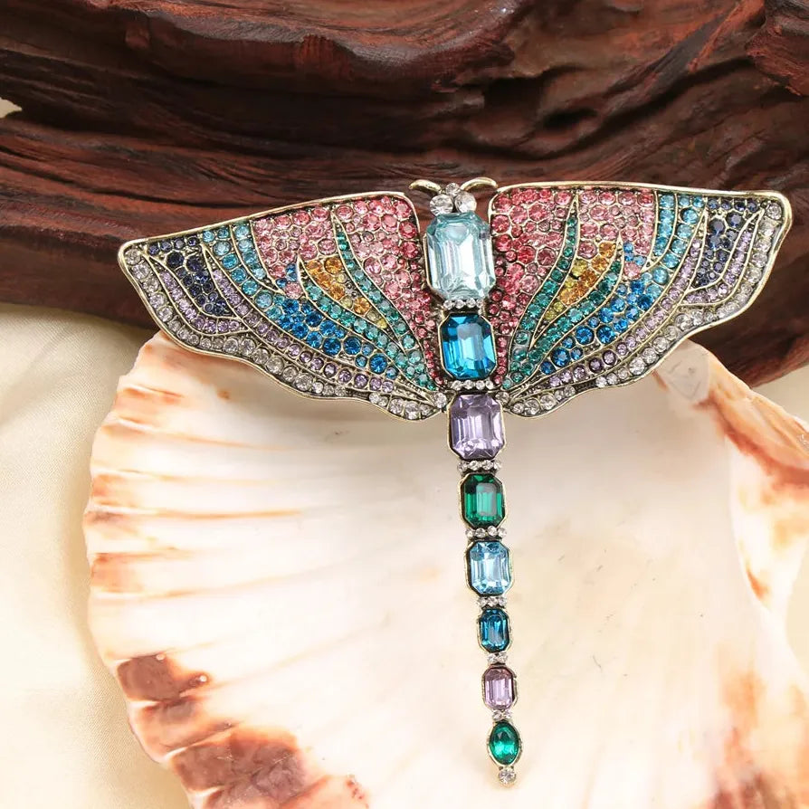 Elegant Dragonfly Brooch for Men and Women Classic Gift Accessory
