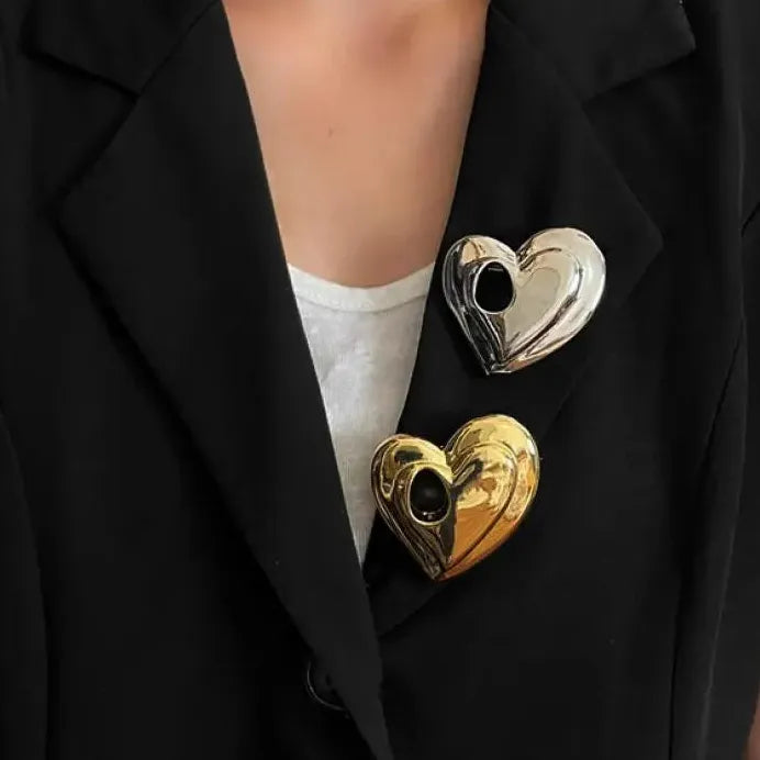 Stainless Steel Heart Brooch Pin for Men and Women Glossy Metal Jewelry