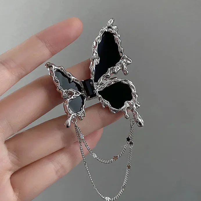 Zinc Alloy Metal Chain Butterfly Brooch Lapel Pin for Men Women