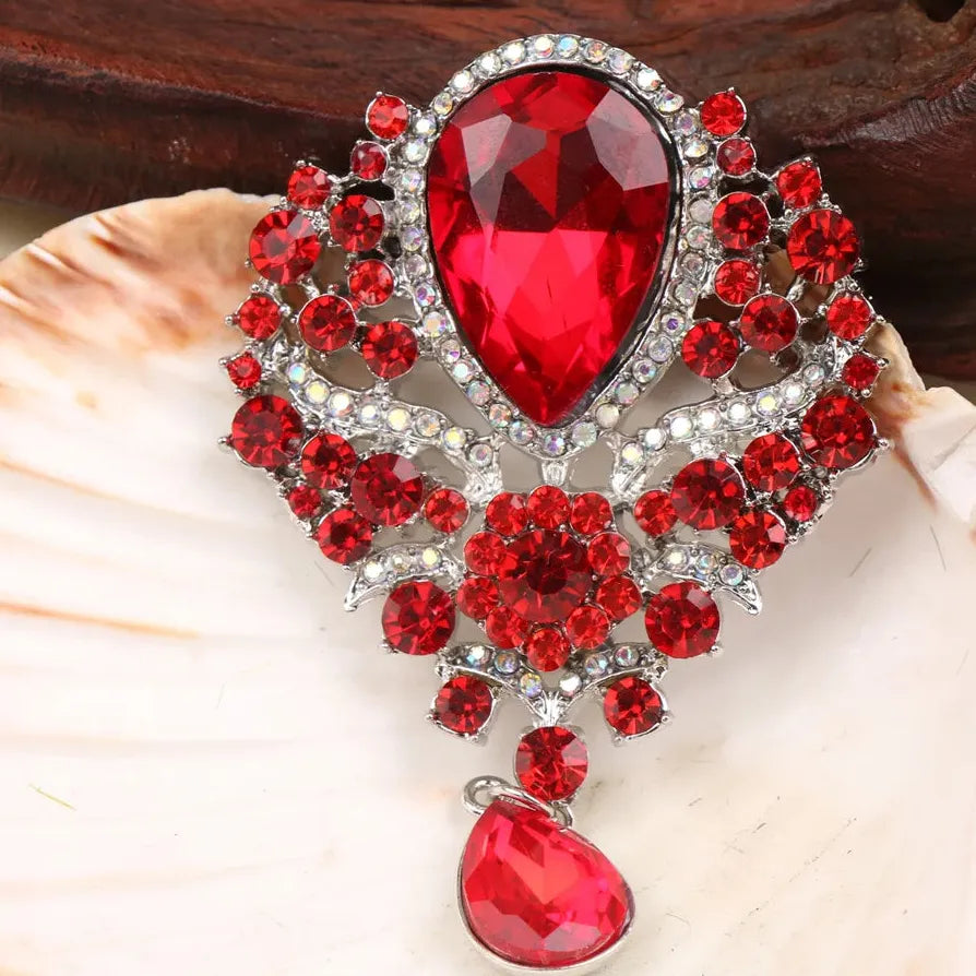 Classic Flower Fringe Brooch Wedding Gift for Men & Women