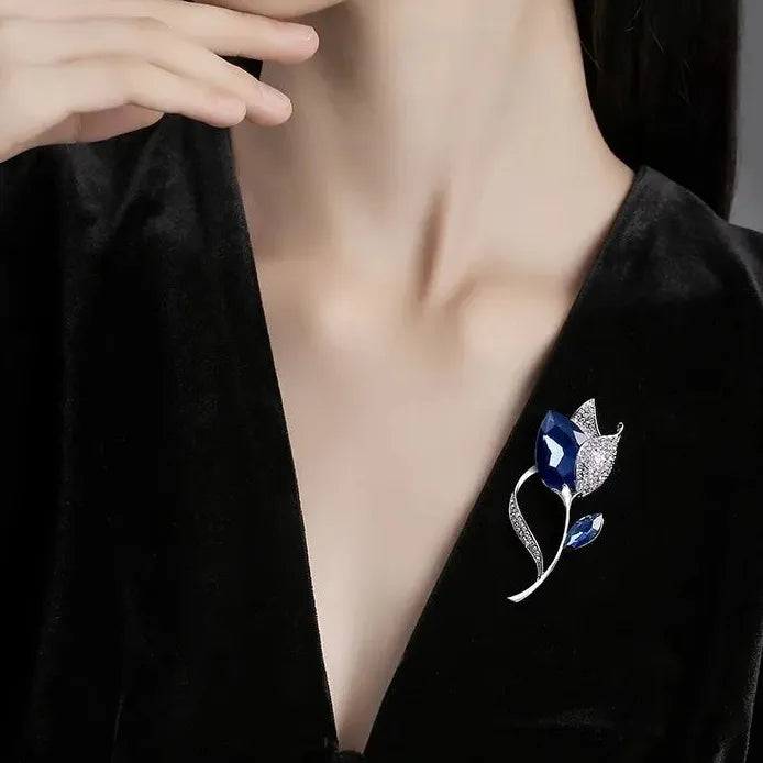 Classic Floral Brooch Wedding Gift Accessory for Men & Women