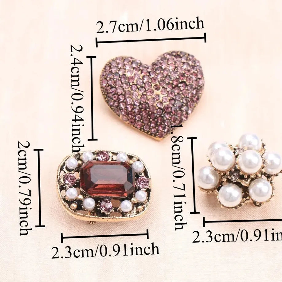 Classic Heart-Shaped Brooch Set for Men and Women – Elegant Fashion Accessory