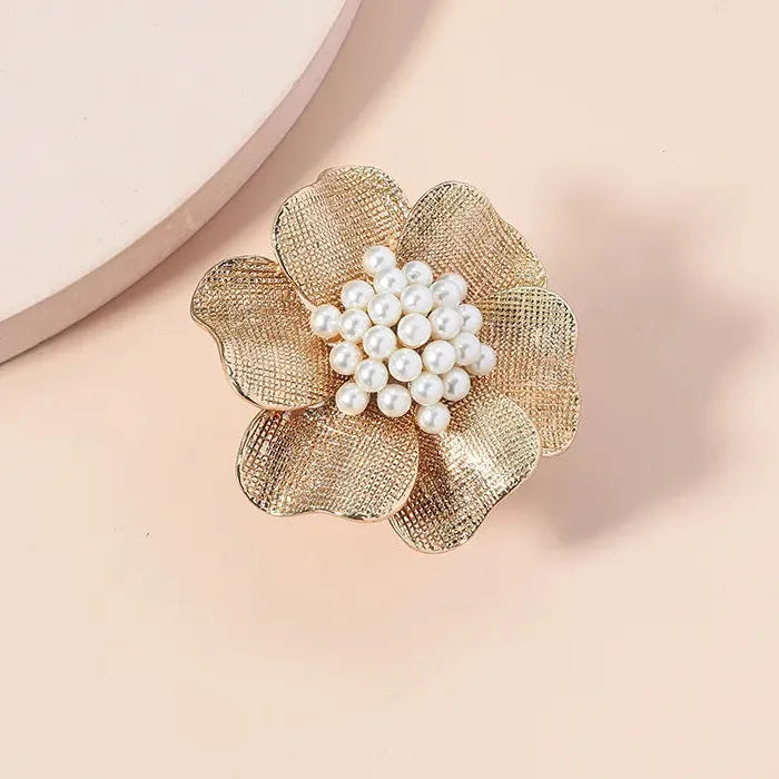 Vintage Adjustable Gold Pearl Flower Ring for Women Elegant Jewelry Gift