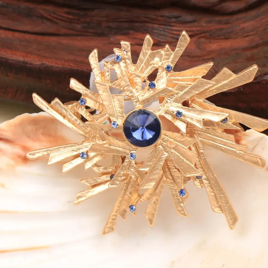 Classic Sunflower Brooch for Men & Women Wedding Gift Accessory