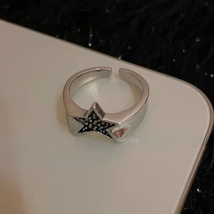 2024 Gothic Star Cocktail Ring Unisex Punk Cross Jewelry Gift