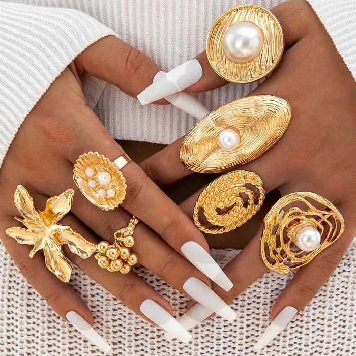 Vintage Gold Flower Ring Featuring Imitation Pearl for Women Jewelry
