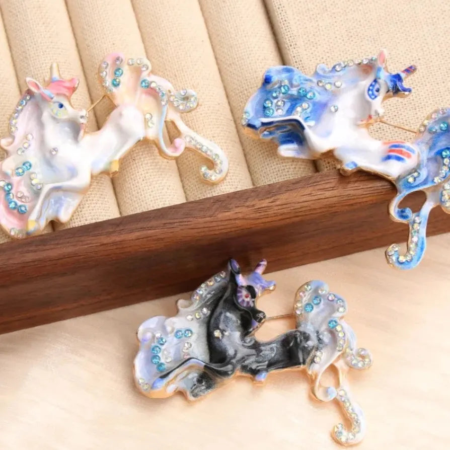 Luxury Classic Unicorn Brooch Pin Jewelry for Women Elegant Style