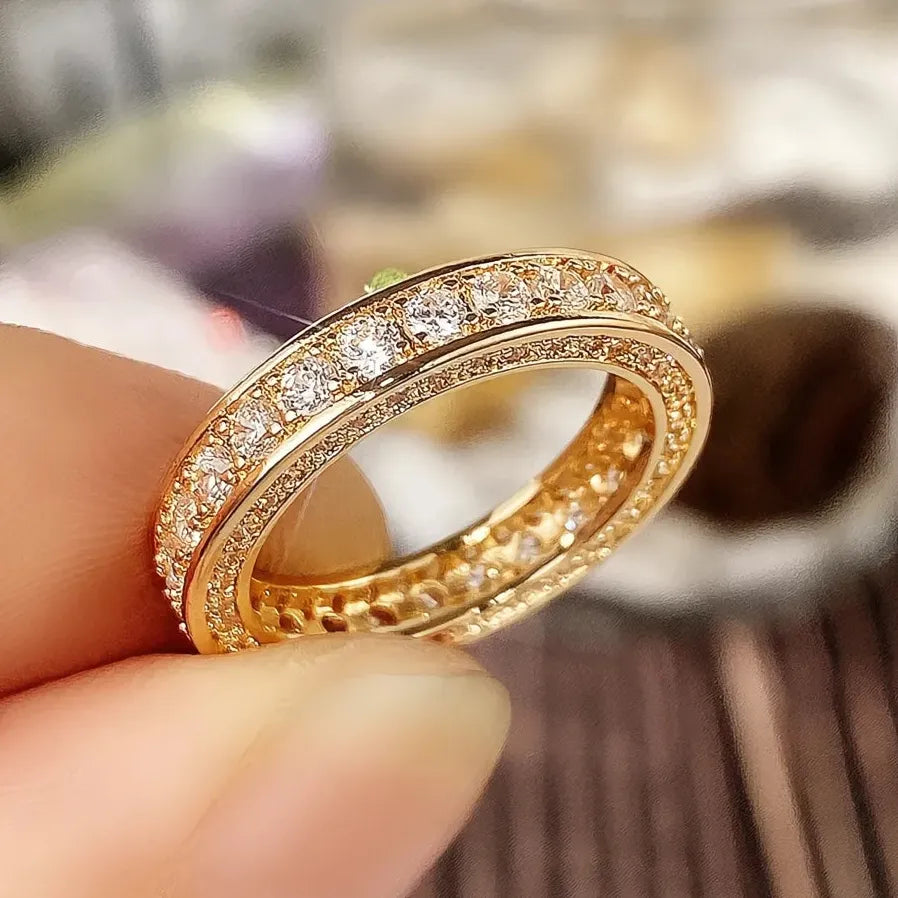 2022 Trendy Gold Brass Women's Wedding Band Ring with Cubic Zirconia