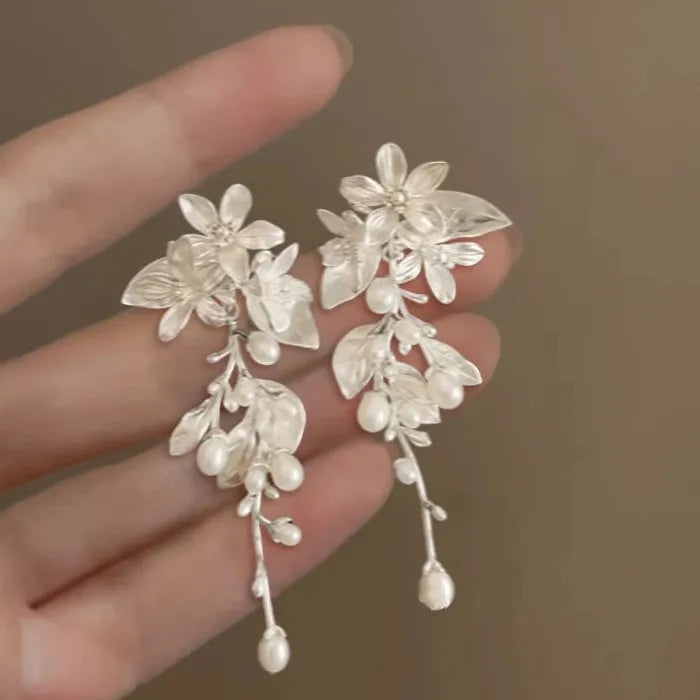 Vintage Flower Pearl Drop Earrings Zinc Alloy Dangle Jewelry Gift 2026