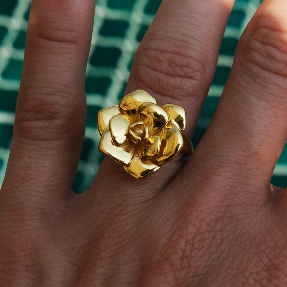 Gold Plated Vintage Flower Petal Hollow Ring Women Zircon Knot Bow Wedding Jewelry