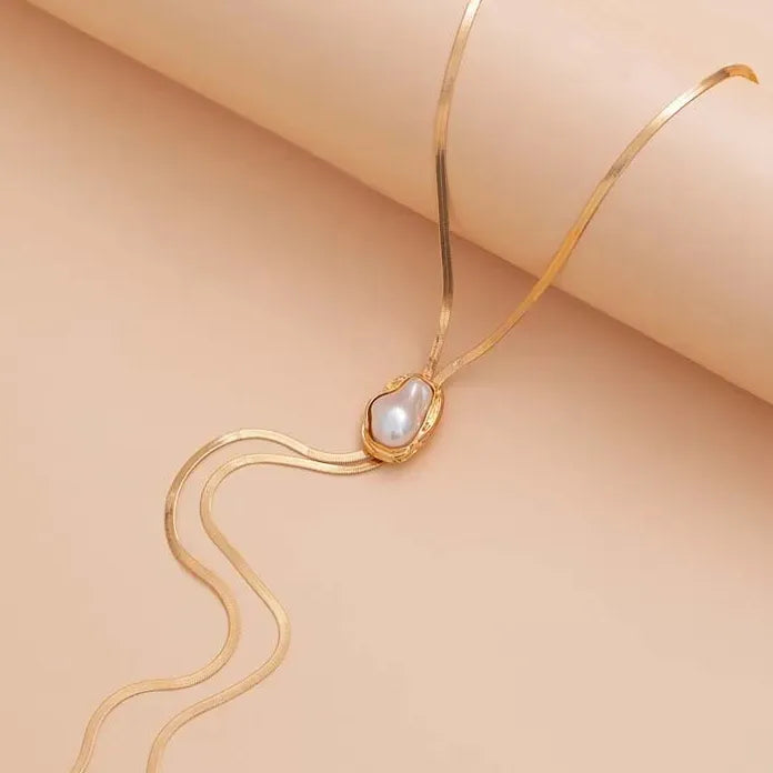 Vintage Metal Snake Chain Pearl Pendant Necklace for Women Adjustable Gold Tassel Jewelry