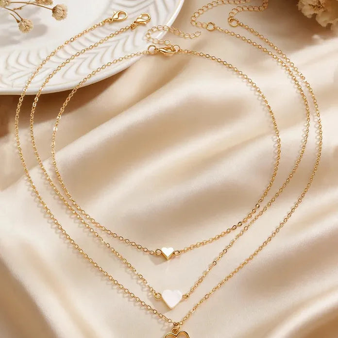 3Pcs Zinc Alloy Heart Pendant Necklace Layered Collarbone Chain Set Women