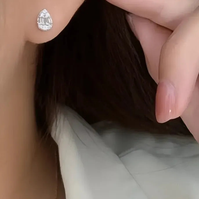 Delicate Water Drop Shaped Stud Earrings Silver Color Cubic Zirconia CZ Fashion Jewelry for Women