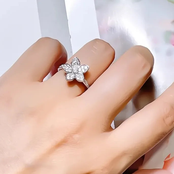 Flower Shaped Cubic Zirconia Brass Ring for Women Wedding Jewelry