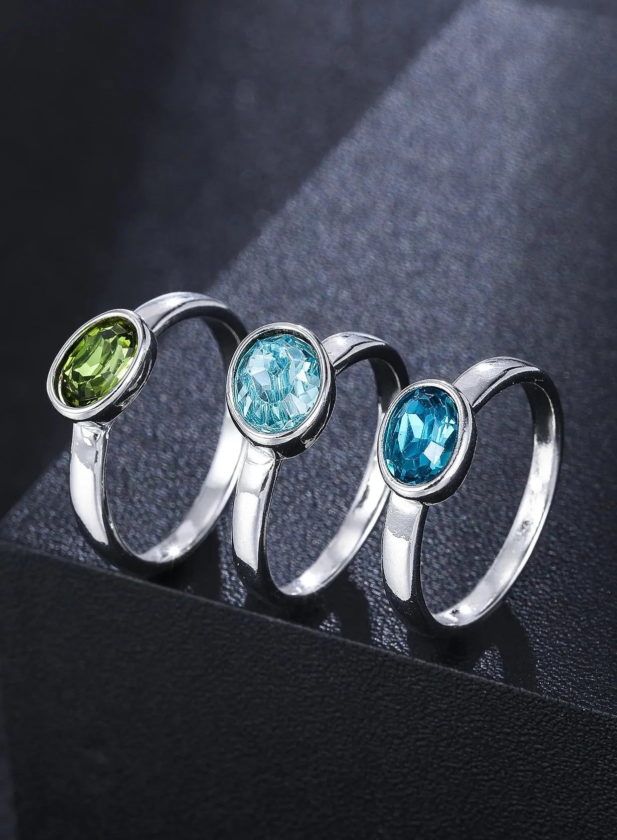 Minimalist Zinc Alloy Three Rings with Green Blue Stone Inlay for Women Jewelry