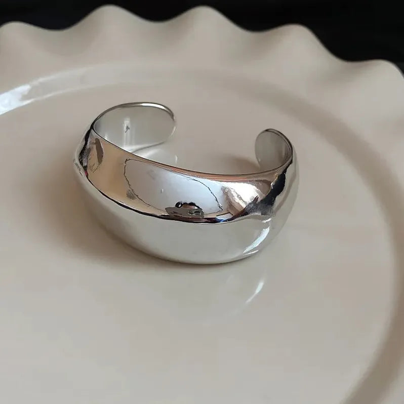 Acrylic Geometric Twisted Open Bangle Bracelet for Women Vintage Style
