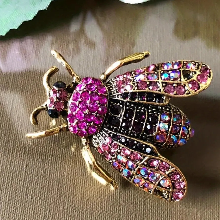 Vintage Bee Brooch Pin for Women Men Wedding Gift Elegant Accessory