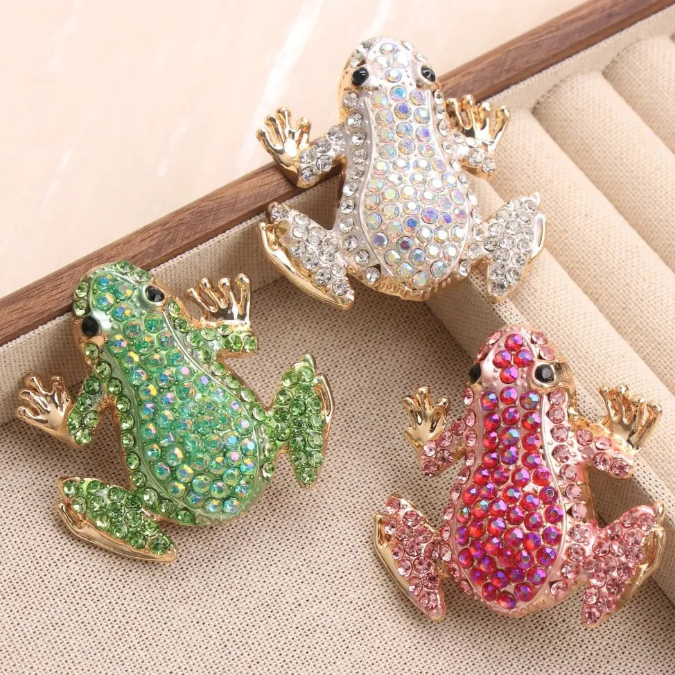 Luxury Frog Brooch Pin Classic Style Jewelry Gift for Men & Women