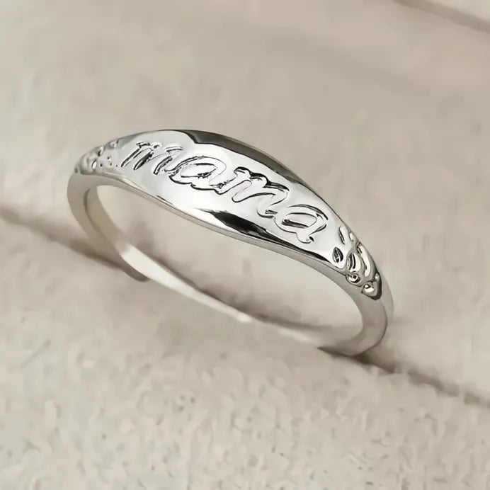 Trendy Geometric Metal Ring for Mom with Engraved Floral Design Gift
