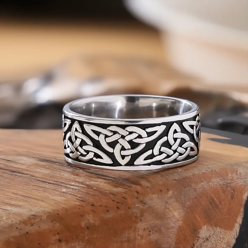1️⃣ Celtic Spiral Knot Ring 316L Stainless Steel Viking Nordic Ring Men
