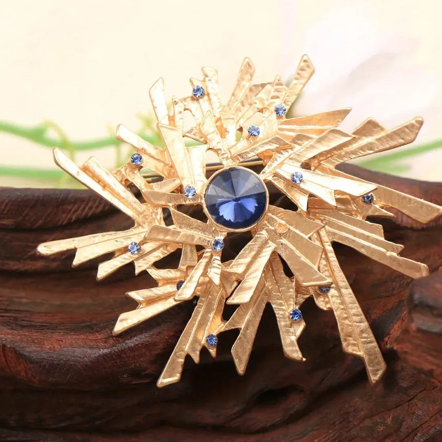 Classic Sunflower Brooch for Men & Women Wedding Gift Accessory