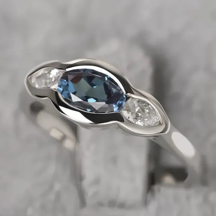Women’s Geometric Brass Ring with Bright Cubic Zirconia Wedding Band Jewelry