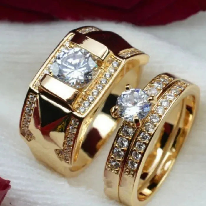 Luxury Gold Color Metal Couple Ring with Imitation Crystal Bridal Engagement Jewelry