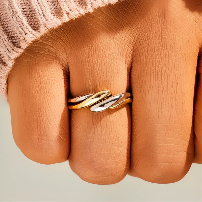 Two Tone Twist Metal Finger Ring for Women Modern Fashion Brass Daily Wear Jewelry