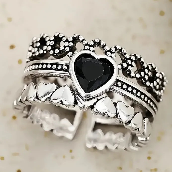 Black Heart Hollow Out Brass Women’s Cocktail Ring Trendy Elegance Gift