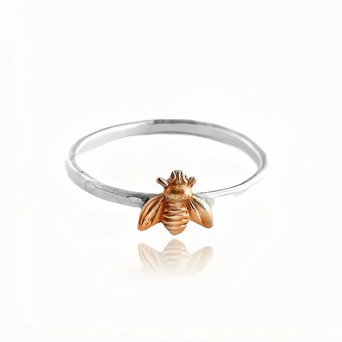 Bee Shape Zinc Alloy Ring for Women and Teens Stylish Fashion Accessory